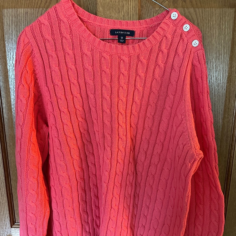 Lands' End Salmon Colored Cable Knit Crew Neck Sweater.  Size XL.
